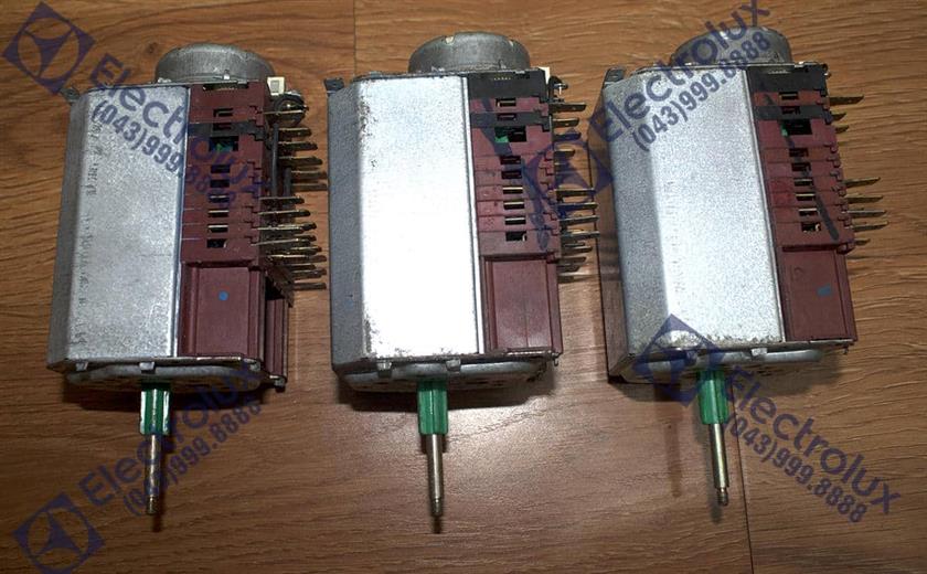 dong-ho-co-electrolux-ewf558