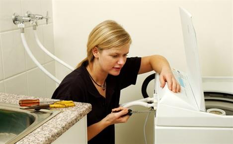tu-khac-phuc-nhung-loi-co-ban-cua-may-giat-electrolux