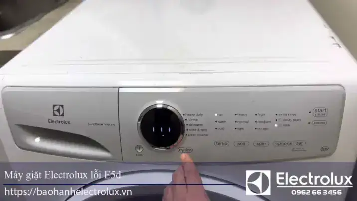 Máy giặt Electrolux báo lỗi E5D